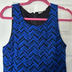 Blue / black pattern dress